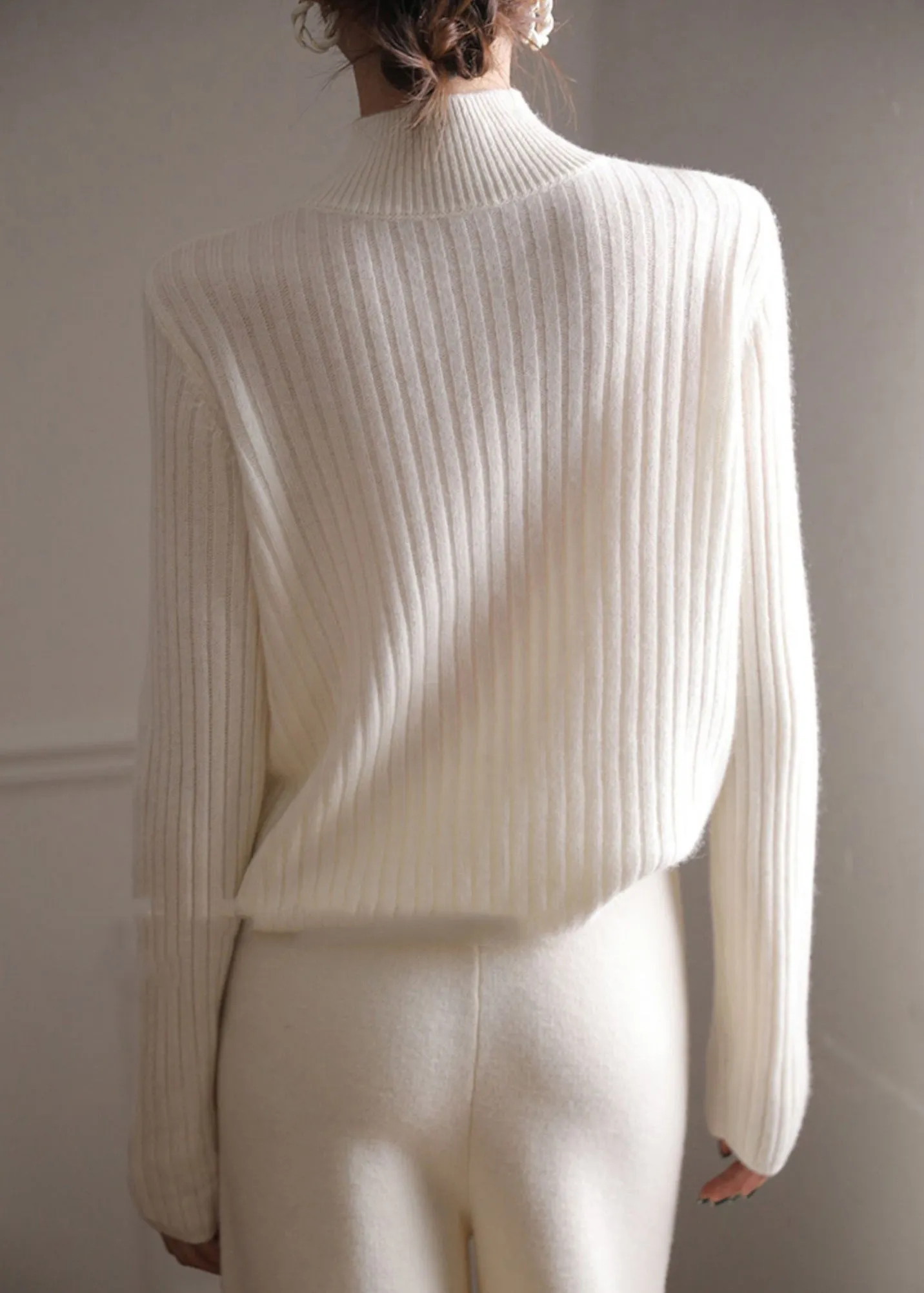 ALINE | STYLISH WHITE HIGH NECK BUTTON CASHMERE SWEATER