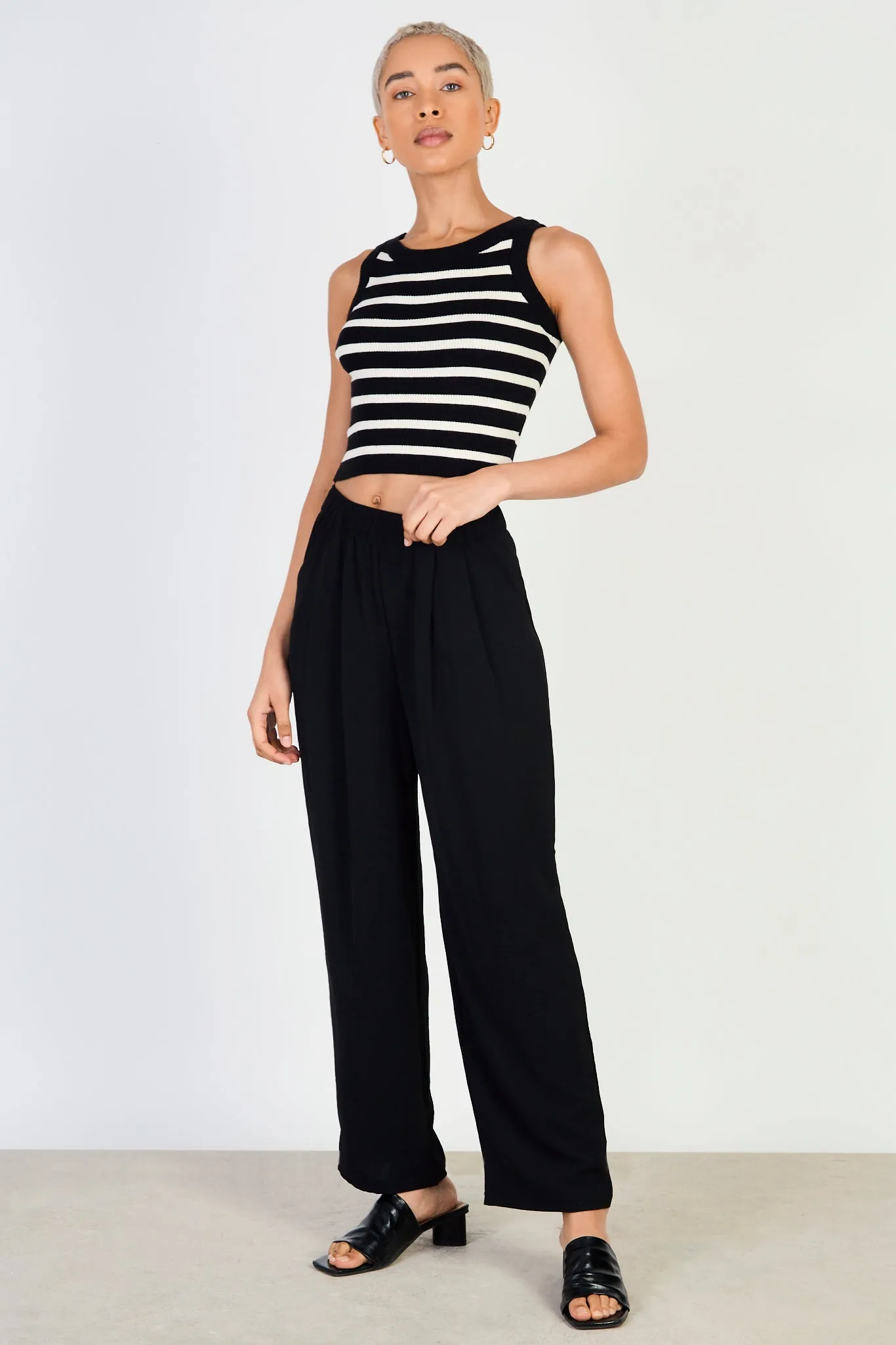 Black crinkled relaxed trousers