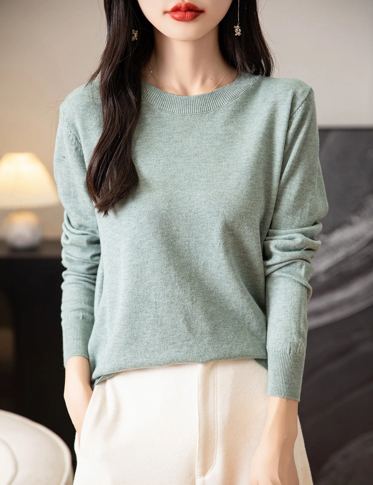 Patti O Neck Woman Sweater