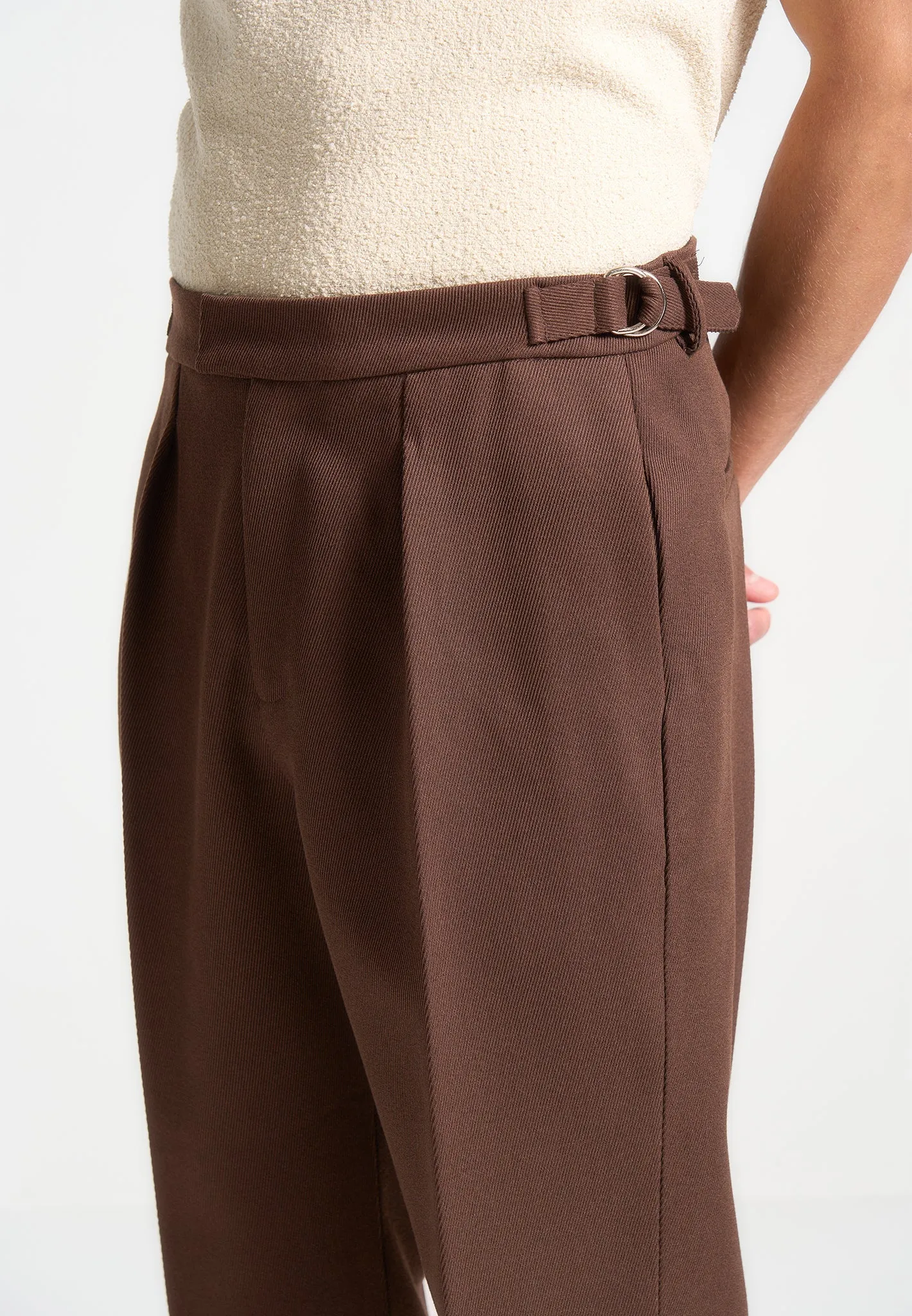 Relaxed Fit Twill Pleated Tailored Trousers - Brown