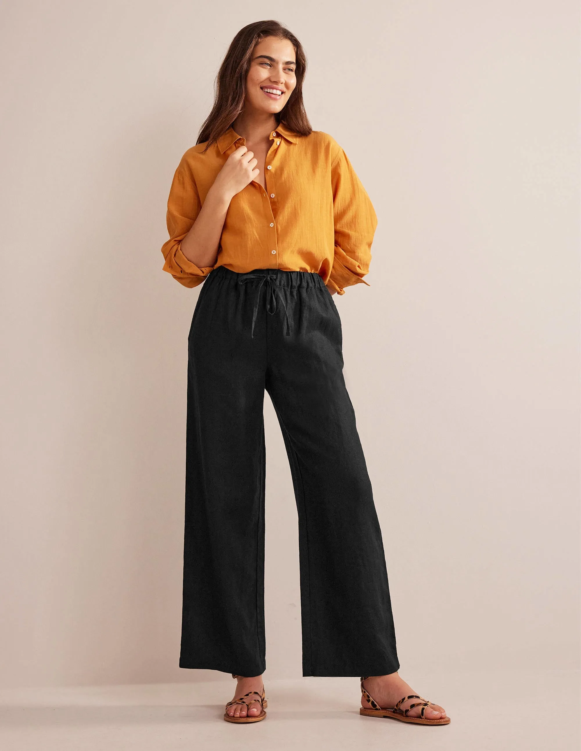 Relaxed Pull-on Linen Trousers-Black