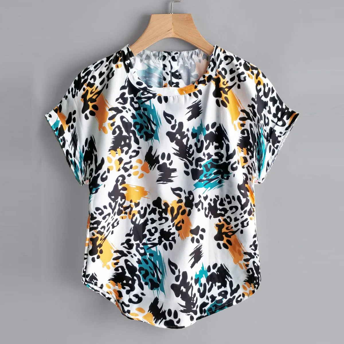 Stylish Abstract Foot Print Tops For Women & Girls