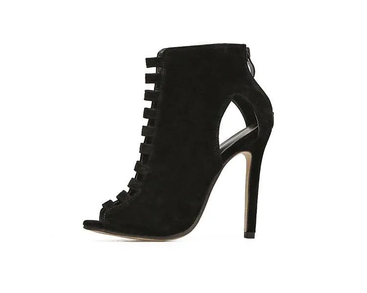 THE CUT-OUT BOOTIE